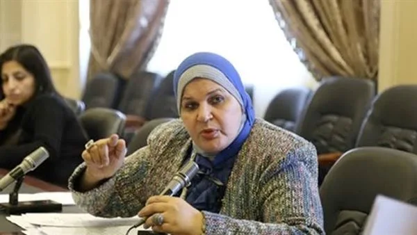النائبة مايسة عطوة تدعو المواطنين للتوحد خلف القيادة السياسية والاستمرار في دعم مؤسسات الدولة. النائبة مايسة عطوة تدعو المواطنين للتوحد خلف القيادة السياسية والاستمرار في دعم مؤسسات الدولة.