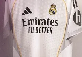 شاهد الفيديو: ريال مدريد يكشف عن قميصه الجديد المستلهم من “سنتياجو برنابيو”