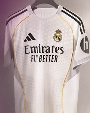 شاهد الفيديو: ريال مدريد يكشف عن قميصه الجديد المستلهم من “سنتياجو برنابيو”