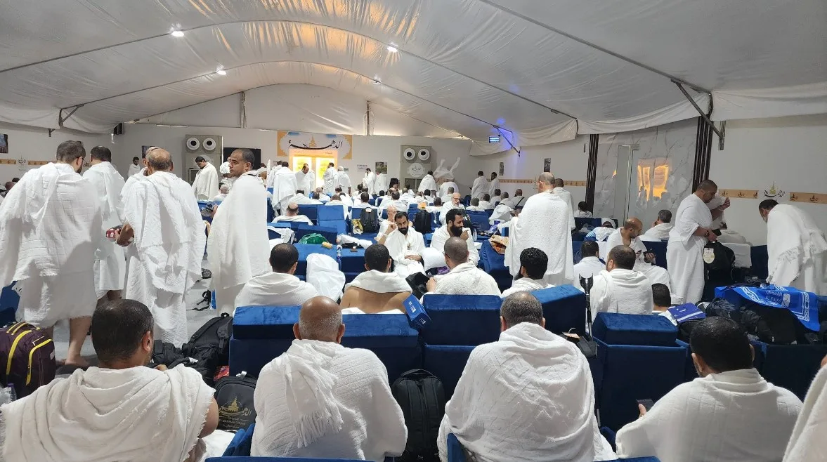 نقل 800 أتوبيس: نجاح حجاج السياحة في الوصول إلى المزدلفة ومنى (صور) نقل 800 أتوبيس: نجاح حجاج السياحة في الوصول إلى المزدلفة ومنى (صور)