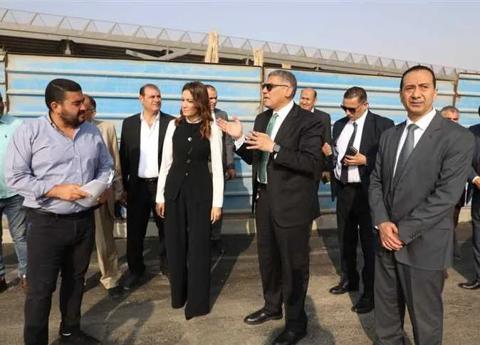 محافظ الجيزة يشرف على تطوير ميدان الرماية والمناطق المحيطة بالمتحف المصري الكبير محافظ الجيزة يشرف على تطوير ميدان الرماية والمناطق المحيطة بالمتحف المصري الكبير