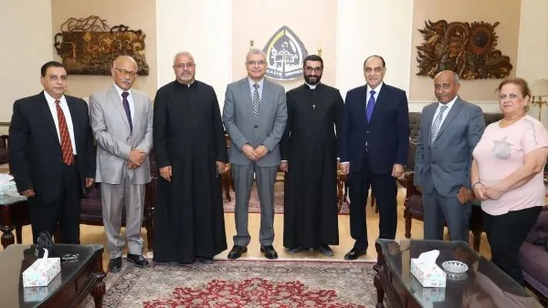 راعيا الأقباط الكاثوليك في الزقازيق والعاشر يهنئان رئيس جامعة الزقازيق بمناسبة عيد الأضحى راعيا الأقباط الكاثوليك في الزقازيق والعاشر يهنئان رئيس جامعة الزقازيق بمناسبة عيد الأضحى