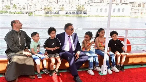 جولة محافظ الدقهلية بالعبّارة النهرية خلال أول أيام تشغيلها في العيد: التفاصيل جولة محافظ الدقهلية بالعبّارة النهرية خلال أول أيام تشغيلها في العيد: التفاصيل