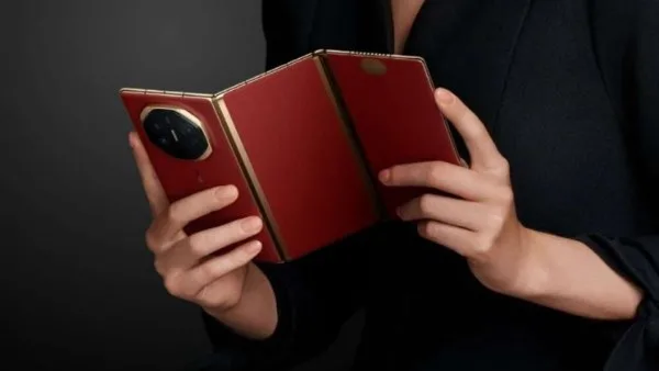 هواوي تخطط لإطلاق هاتفها الثاني القابل للطي ثلاثي الشكل هذا العام هواوي تخطط لإطلاق هاتفها الثاني القابل للطي ثلاثي الشكل هذا العام