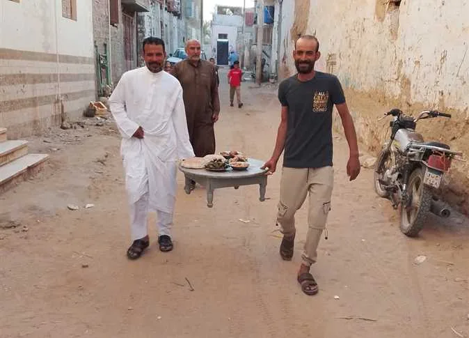 «الطبلية الواحاتية» تعود مجددًا إلى شوارع الوادي الجديد (صور) «الطبلية الواحاتية» تعود مجددًا إلى شوارع الوادي الجديد (صور)