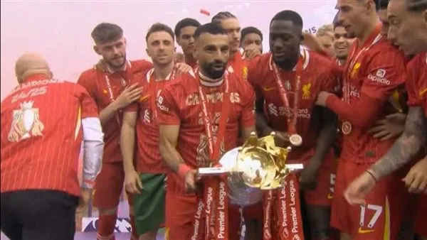 هدية من FC 100″ لمحمد صلاح ووجه تحذير من أشرف حكيمي