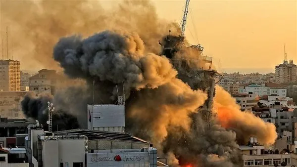 كمين خان يونس: الجيش الإسرائيلي يُعلن عن مقتل 4 جنود وإصابة 5 نتيجة انفجار مبنى مفخخ كمين خان يونس: الجيش الإسرائيلي يُعلن عن مقتل 4 جنود وإصابة 5 نتيجة انفجار مبنى مفخخ