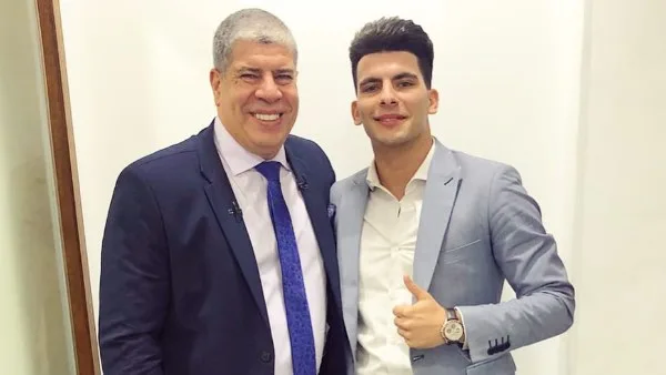 تهانينا للأهلي.. أول رد من شوبير على انتقال زيزو تهانينا للأهلي.. أول رد من شوبير على انتقال زيزو