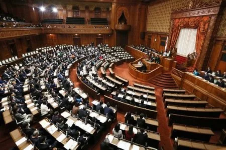 البرلمان الياباني يعتمد اتفاقية تعاون أمني مع الفلبين لمواجهة التحديات الإقليمية.