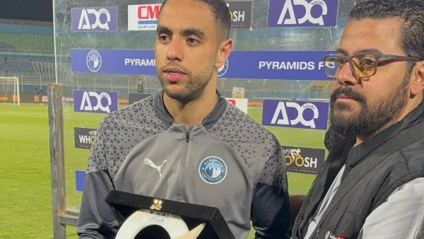 بيراميدز يعيق الأهلي ويُجدد عقد محمد الشيبي بيراميدز يعيق الأهلي ويُجدد عقد محمد الشيبي