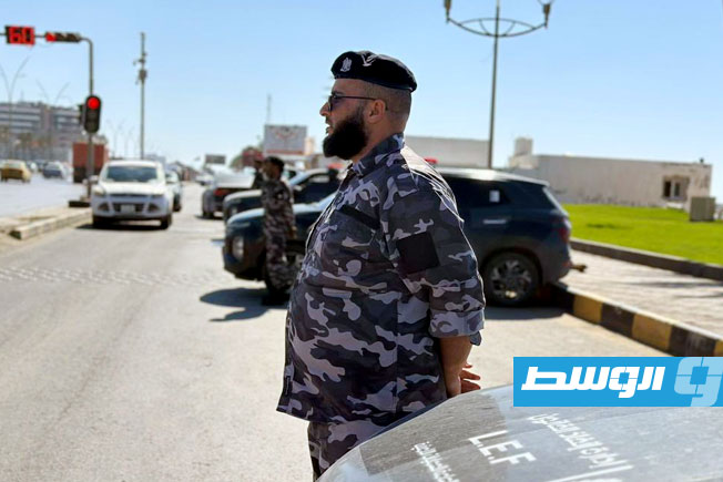 جانب من تمركز دورية لإدارة إنفاذ القانون بالإدارة العامة للعمليات الأمنية في طرابلس، الجمعة 6 يونيو 2025 (صفحة إدارة إنفاذ القانون على فيسبوك)