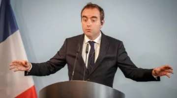 وزير الدفاع الفرنسي يؤكد مرة أخرى أن فرنسا لا تصدر أسلحة إلى إسرائيل بعد ترفض عمال ميناء مرسيليا تحميل مكونات عسكرية لميناء حيفا