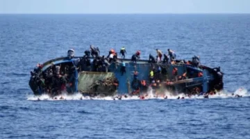 عاجل.. مصرع مهاجر مصري وإنقاذ 36 فرداً آخرين جراء اشتعال مركب قرب سواحل طبرق