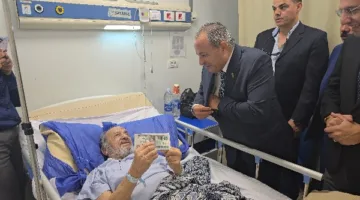 من ماله الخاص.. محافظ بورسعيد يمنح المساعدة للجميع