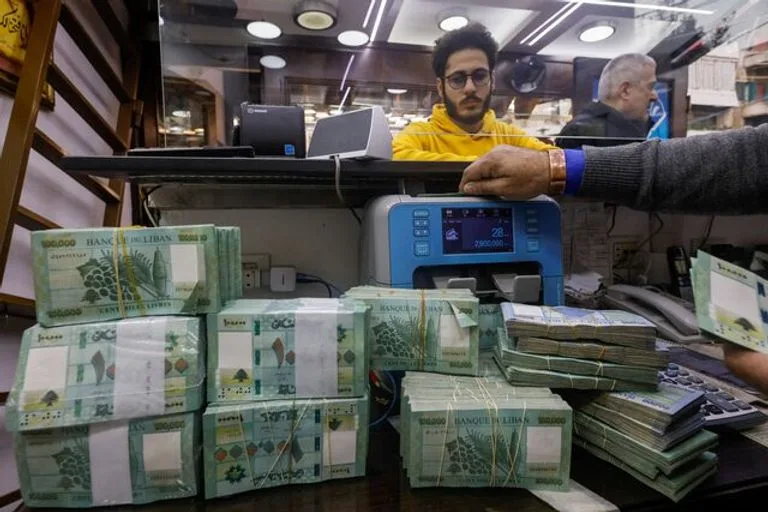 سعر الدولار في لبنان يوم السبت 7 يونيو 2025.. استقرار الليرة