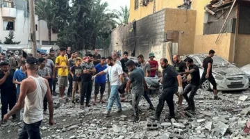 خمسة شهداء جراء نيران الاحتلال بالقرب من مركز الإغاثة في غرب رفح الفلسطينية