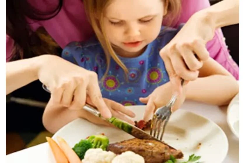 نصائح صحية لحماية الأطفال أثناء احتفالات عيد الأضحى.. فيديو