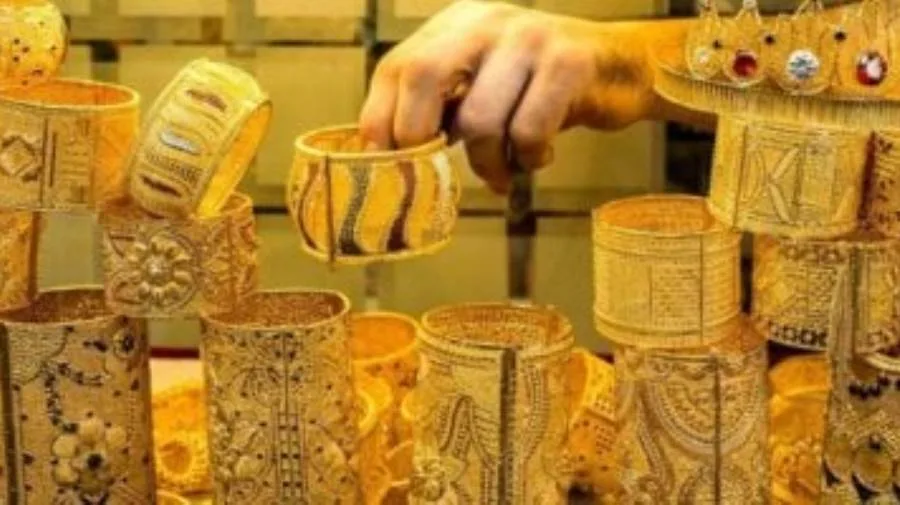 سعر جرام الذهب عيار 21 اليوم يبلغ 4645 جنيها سعر جرام الذهب عيار 21 اليوم يبلغ 4645 جنيها