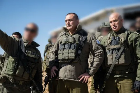 رئيس الأركان الإسرائيلي: الصراع في غزة مستمر وسنستمر في تحقيق أهدافنا وتعزيز وضعنا الاستراتيجي وإعادة تأهيل القوات المسلحة. رئيس الأركان الإسرائيلي: الصراع في غزة مستمر وسنستمر في تحقيق أهدافنا وتعزيز وضعنا الاستراتيجي وإعادة تأهيل القوات المسلحة.