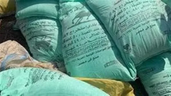 15 طنًا من الدقيق تحت سيطرة وزارة الداخلية خلال 24 ساعة من عمليات مراقبة الأسواق والخبز 15 طنًا من الدقيق تحت سيطرة وزارة الداخلية خلال 24 ساعة من عمليات مراقبة الأسواق والخبز