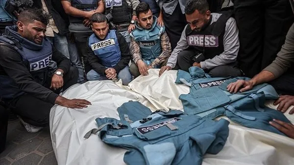 الدفاع المدني في غزة: ارتفاع حصيلة الشهداء إلى 116 منذ بداية النزاع في القطاع الدفاع المدني في غزة: ارتفاع حصيلة الشهداء إلى 116 منذ بداية النزاع في القطاع