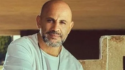 بعد تعليقاته الأخيرة.. الملحن عزيز الشافعي يرسل رسالة مؤثرة لأحمد سيد زيزو