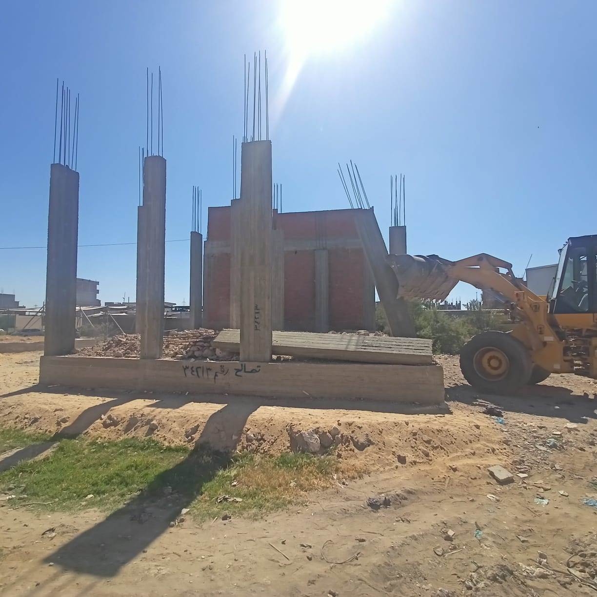 محافظ الإسكندرية يوجه باستمرار إزالة التعديات على أراضي أملاك الدولة ضمن الموجه ال26