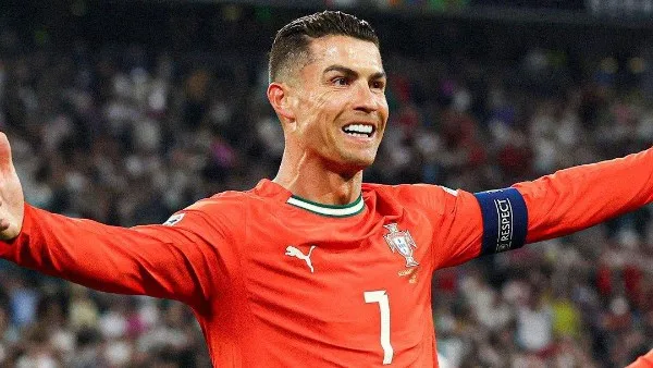 رونالدو يوضح قراره بشأن المشاركة في كأس العالم للأندية ويعلق على موضوع اعتزاله رونالدو يوضح قراره بشأن المشاركة في كأس العالم للأندية ويعلق على موضوع اعتزاله