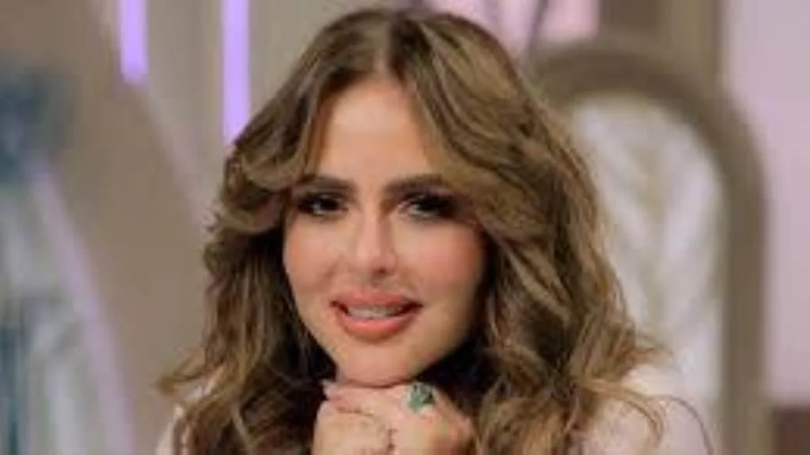 مها الصغير: وسائل التواصل الاجتماعي أصبحت كـ “صحف صفراء” والتجاهل هو الحل الأمثل. مها الصغير: وسائل التواصل الاجتماعي أصبحت كـ “صحف صفراء” والتجاهل هو الحل الأمثل.