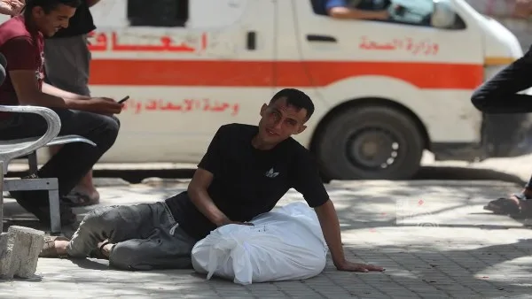 الاعتداءات الإسرائيلية مستمرة.. وفاة 95 فلسطينياً في غزة خلال يومين الاعتداءات الإسرائيلية مستمرة.. وفاة 95 فلسطينياً في غزة خلال يومين