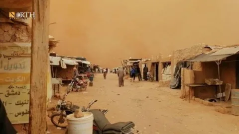 إغلاق مخيم الركبان للنازحين على الحدود السورية الأردنية العراقية بعد مغادرة آخر العائلات التي عانت ظروفًا قاسية طوال سنوات النزاع.