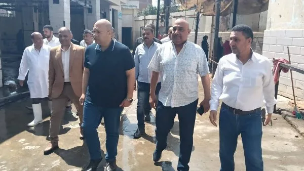 نائب محافظ الجيزة يقوم بجولة في مستشفى إمبابة العام لمراقبة سير العمل. نائب محافظ الجيزة يقوم بجولة في مستشفى إمبابة العام لمراقبة سير العمل.