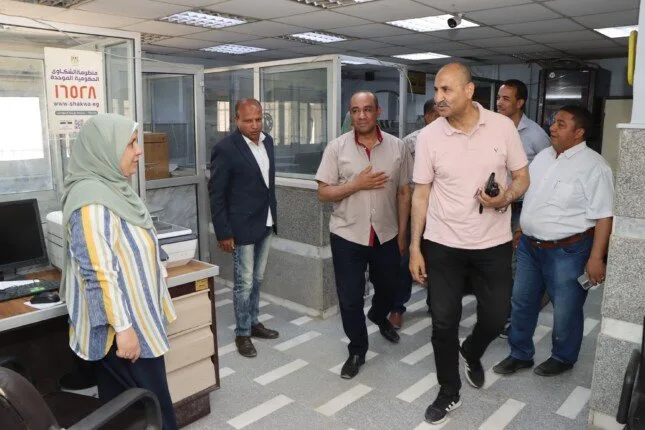 سكرتير بني سويف يراقب سير العمل في الوحدات المحلية أثناء إجازة العيد سكرتير بني سويف يراقب سير العمل في الوحدات المحلية أثناء إجازة العيد