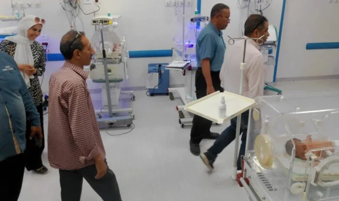 وكيل وزارة الصحة بأسيوط يقوم بجولة للاطلاع على سير العمل في المستشفيات والمركز الإقليمي لنقل الدم. وكيل وزارة الصحة بأسيوط يقوم بجولة للاطلاع على سير العمل في المستشفيات والمركز الإقليمي لنقل الدم.