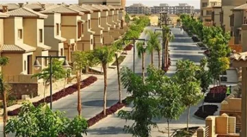 فرص استثمارية متميزة: مشروعات تعليمية وتجارية وإدارية في القاهرة الجديدة من خلال 5 فرص جذابة للمستثمرين.
