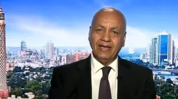 مصطفى بكري: أمن واستقرار مصر هما السبب وراء استثناء المصريين من قائمة الممنوعين من دخول أمريكا.