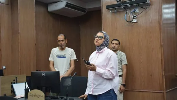 نائب محافظ الوادي الجديد تراقب تقدم العمل في المراكز الخدمية والقطاعات المختلفة