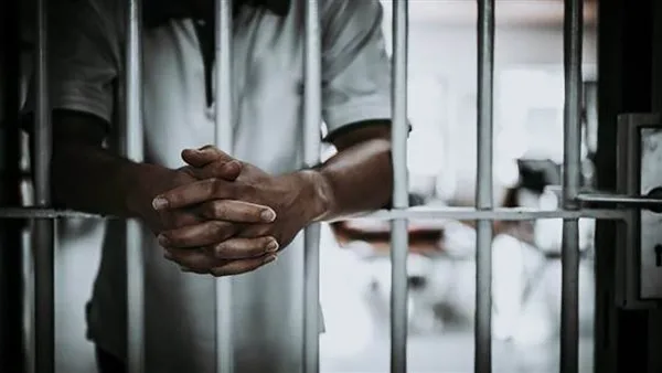 إحالة موقوفين بتهمة حيازة كمية من مخدر الحشيش في منطقة أبو النمرس إلى القضاء