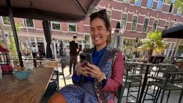 هنا شيحة تحتفل بعيد الأضحى في الخارج هنا شيحة تحتفل بعيد الأضحى في الخارج