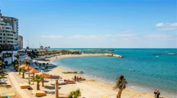 أسعار الدخول إلى شواطئ الإسكندرية العامة والخاصة في عيد الأضحى 2025