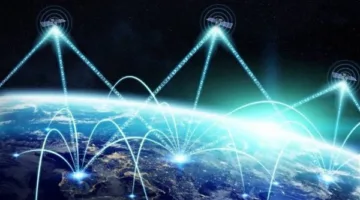 البيت الأبيض يحذر من المخاطر المرتبطة بخدمة ستارلينك التي يمتلكها إيلون ماسك.