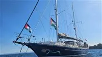 طبيب فرنسي على متن “مدلين”: نستمر في طريقنا إلى غزة رغم التهديدات الإسرائيلية طبيب فرنسي على متن “مدلين”: نستمر في طريقنا إلى غزة رغم التهديدات الإسرائيلية