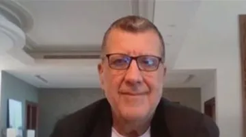خبير: “شبكة العنكبوت” تمثل تحولًا استراتيجيًا في الصراع الروسي الأوكراني.
