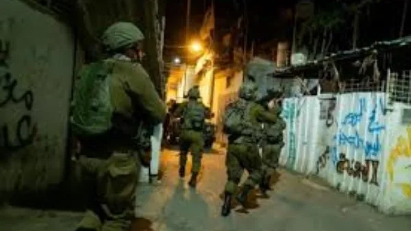 استشهاد فلسطيني وإصابة آخرين برصاص قوات الاحتلال على حاجز الظاهرية استشهاد فلسطيني وإصابة آخرين برصاص قوات الاحتلال على حاجز الظاهرية