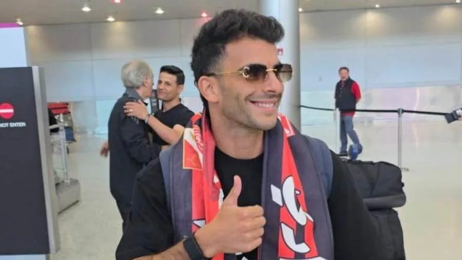زيزو: لن أحتفل إذا سجلت هدفاً ضد الزمالك.. انضممت للأهلي لتحقيق كل الألقاب. زيزو: لن أحتفل إذا سجلت هدفاً ضد الزمالك.. انضممت للأهلي لتحقيق كل الألقاب.