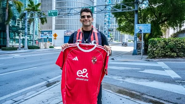 زيزو: أنا في الأهلي لأحقق جميع الألقاب ترسيخًا للنجاح. زيزو: أنا في الأهلي لأحقق جميع الألقاب ترسيخًا للنجاح.