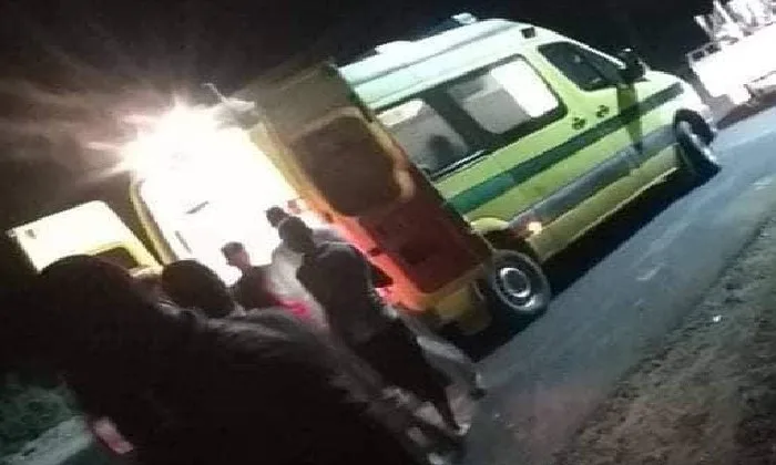 بالأسماء: وفاة شخص و9 مصابين نتيجة انهيار سقف مخزن جلود في كفر الدوار بالأسماء: وفاة شخص و9 مصابين نتيجة انهيار سقف مخزن جلود في كفر الدوار