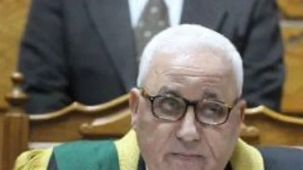 إعادة محاكمة 12 متهماً في قضية «أحداث المنصة».. موعد الجلسة المحدد إعادة محاكمة 12 متهماً في قضية «أحداث المنصة».. موعد الجلسة المحدد