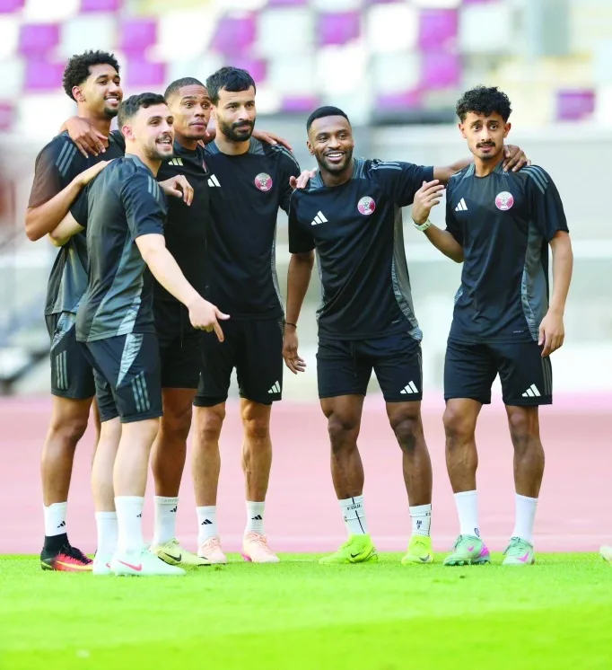 الحكم الصيني مانينغ يدير مباراة العنابي ضد أوزبكستان الحكم الصيني مانينغ يدير مباراة العنابي ضد أوزبكستان