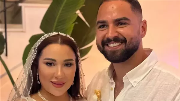 أسما شريف منير لـ “الدستور”: زواجي نعمة من الله.. وبداية جديدة للهدوء. أسما شريف منير لـ “الدستور”: زواجي نعمة من الله.. وبداية جديدة للهدوء.